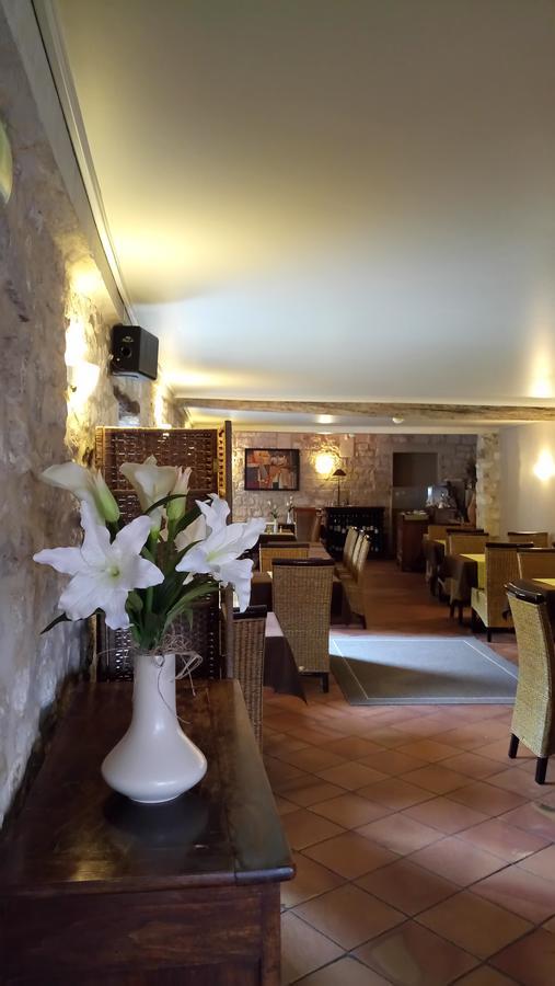 Hotel Restaurant - La Ferme De Vaux Крей Екстериор снимка